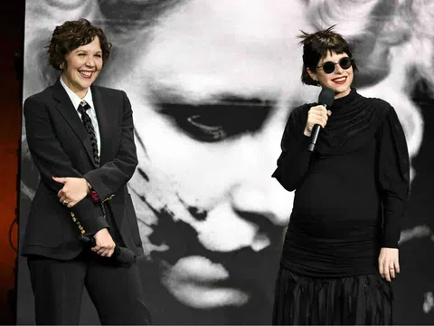 Siêu phẩm Hollywood quy tụ sao hạng A, Jessie Buckley tái hợp Christian Bale