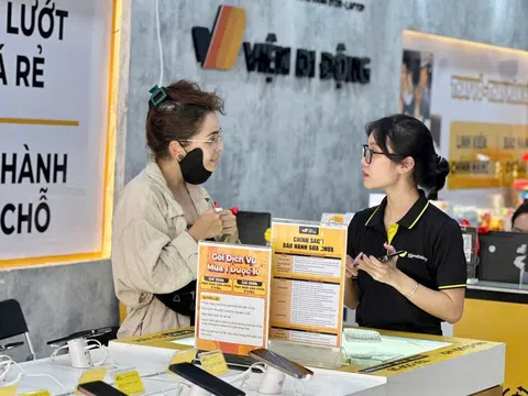 Dịp sale đôi 4.4: iPhone LikeNew giảm sâu, thay pin từ 150.000 đồng