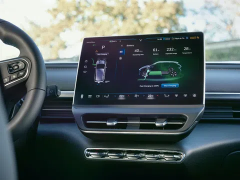 Gia đình mua xe lần đầu: Chọn mẫu nào vừa dễ lái, vừa an toàn, lại tiết kiệm đủ đường?