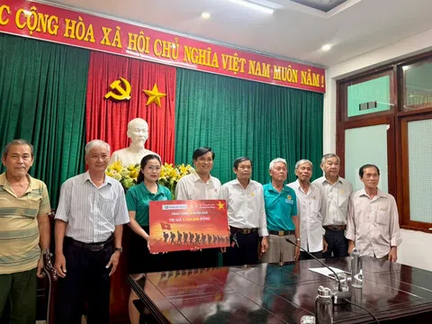 Hoàng Hà Mobile triển khai chương trình tri ân hội cựu chiến binh dịp 30-4