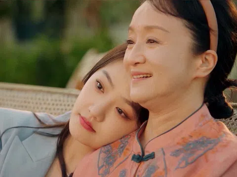 Phim Thanh xuân rực rỡ: Ỷ Mộng chết lặng khi biết mình không phải cháu ruột của bà Tú Anh