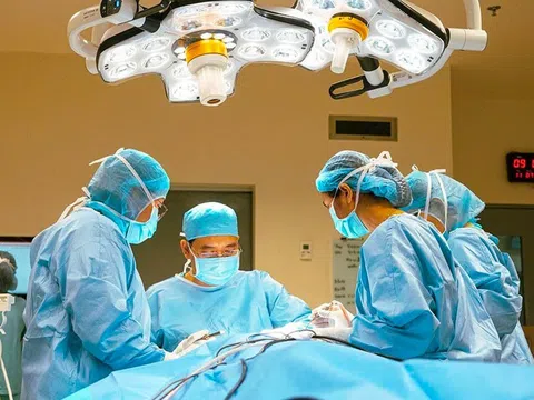 Cuộc chạy đua sinh tử tại Bệnh viện FV: Cứu sống ca chấn thương sọ não nguy kịch nhờ phối hợp đa chuyên khoa