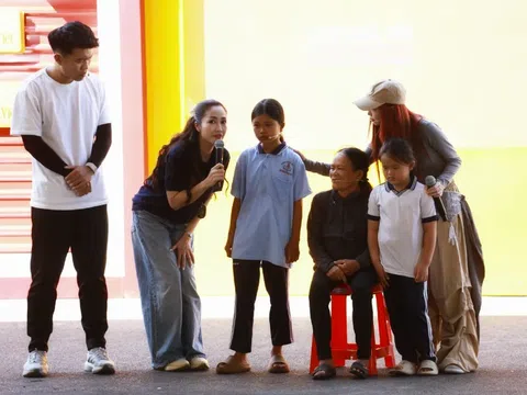 Lý do khiến cầu thủ Lý Đức khóc nghẹn trong show thực tế