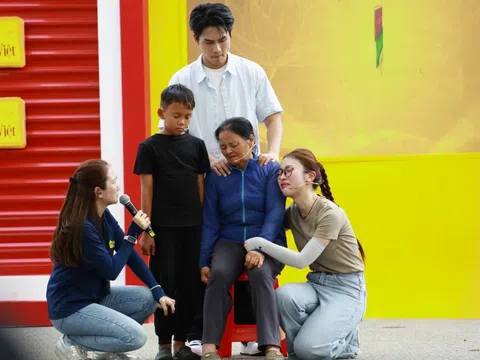 MC Khánh Vy khóc nghẹn trên truyền hình vì cậu bé 12 tuổi