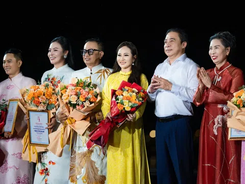 NTK Nguyễn Lan Vy: Dệt tiếp hồn Việt trên hành trình di sản áo dài