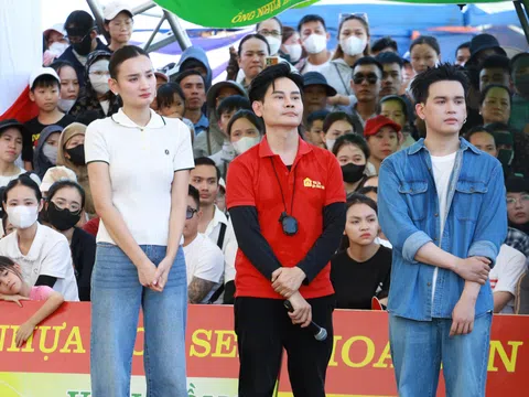 Mái ấm gia đình Việt: Lê Thúy kể chuyện tuổi thơ cơ cực