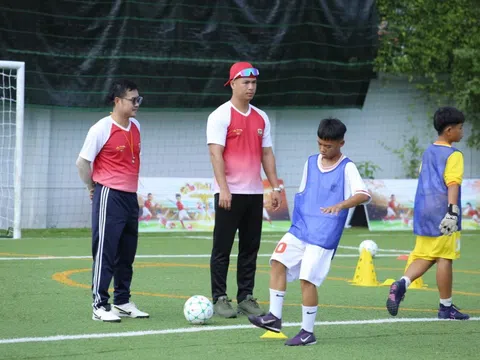 “Cầu thủ nhí 2026”: Trương Thế Vinh đau đầu tìm cách kết nối dàn cầu thủ nổi bật