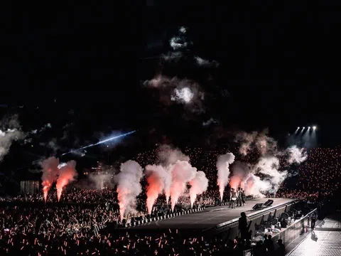 Tinh Hà “Say Hi” Concert Đêm 2: Quang Hùng MasterD hứa hẹn “mưa sao” tại Hà Nội, “Trễ Giờ Cơm” khiến fan xúc động