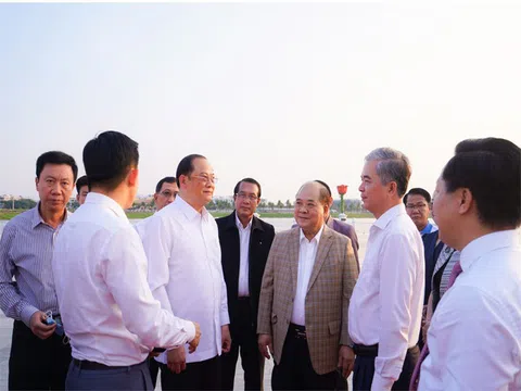 Phó Thủ tướng Lào cùng lãnh đạo UBND TP.HCM thăm và làm việc tại Van Phuc City