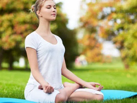 Yoga giúp phòng ngừa, thuyên giảm và điều trị ung thư như thế nào?