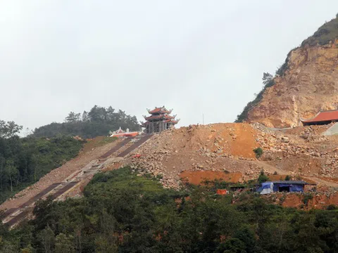 Vì sao dự án khu du lịch tâm linh Lũng Cú bị tạm đình chỉ?