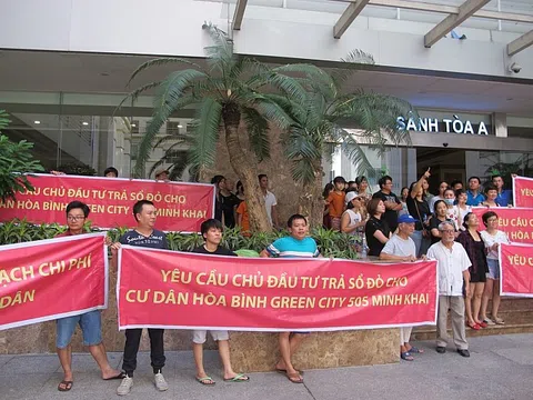 Chậm cấp sổ đỏ vì lỗi chủ đầu tư