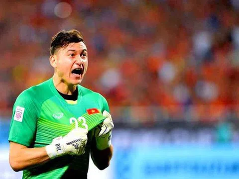 Đội hình tiêu biểu Đông Nam Á: Sao Đặng Văn Lâm lại thua cả thủ môn dự bị Thái Lan?