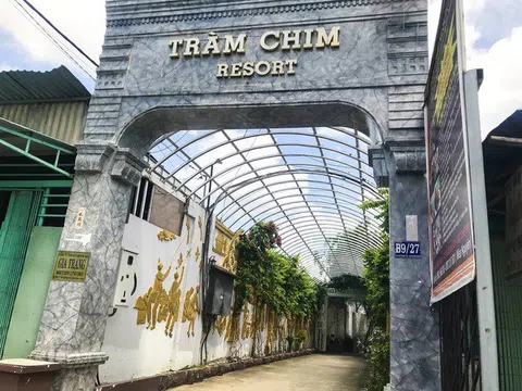 Vụ cưỡng chế Tràm Chim Resort: Chưa tự tháo dỡ vì… “lý do chưa thuyết phục”