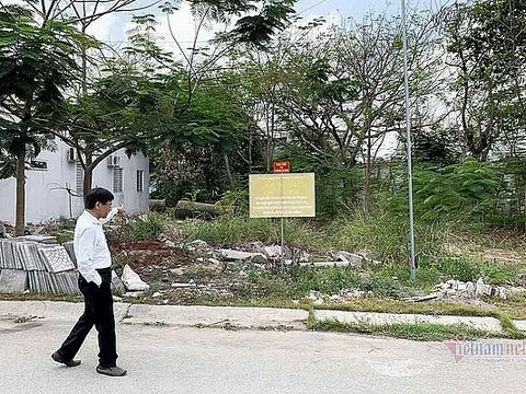 ‘Xẻ’ đất công viên làm trụ sở khu phố, ‘bạo gan’ làm giả bản đồ quy hoạch