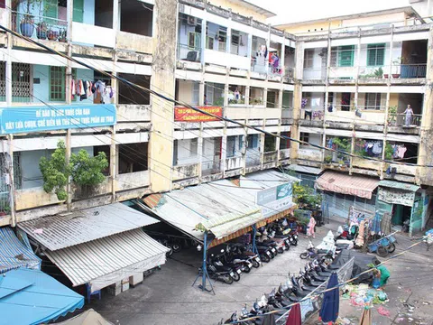 Bế tắc trong cải tạo chung cư cũ tại TP.HCM