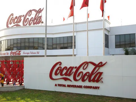Vụ người lao động kiện Coca-Cola Việt Nam: “Con kiến kiện củ khoai” và cái kết đúng luật!