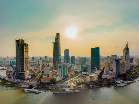 Lần đầu tiên sau một thập kỷ, bất động sản Việt Nam vào top “bán minh bạch”