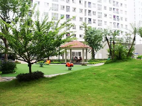 Thị trường bất động sản: Nguồn cung căn hộ trung và cao cấp đang dư thừa