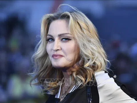 Instagram xóa bài đăng của ngôi sao Madonna do thông tin sai về COVID-19