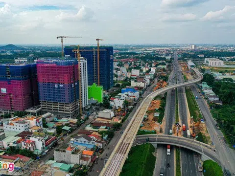 Nhiều dự án bất động sản tạm ngưng để “nghe ngóng” đợt bùng dịch thứ 2