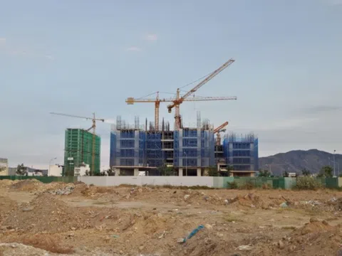 Sở Xây dựng Khánh Hoà tiếp tục "khẩu chiến" với Hà Quang Land