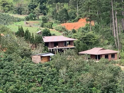 54 căn nhà trái phép dưới chân núi Voi: Bí thư Huyện ủy chỉ đạo giải tỏa