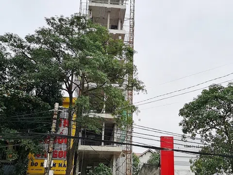 Thành phố Vinh: Ông Nguyễn Duy Lý chủ động tháo dỡ 02 tầng xây dựng vượt giấy phép