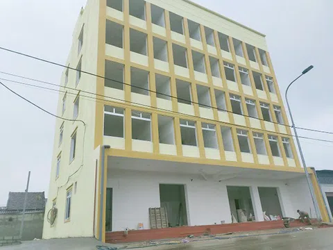 Hồng Lĩnh (Hà Tĩnh): Công trình hơn 1.000 m² vi phạm buộc tháo dỡ vẫn tiếp tục hoàn thiện