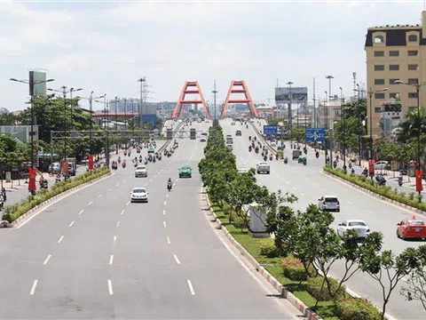 Khánh Hòa: Kiến nghị cưỡng chế tháo dỡ trạm trộn bê tông Công ty Eden