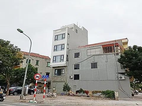 Long Biên (Hà Nội): Chính quyền phường Gia Thụy tạo “điều kiện” cho xây dựng sai giấy phép do “nhà họ có… người già”?