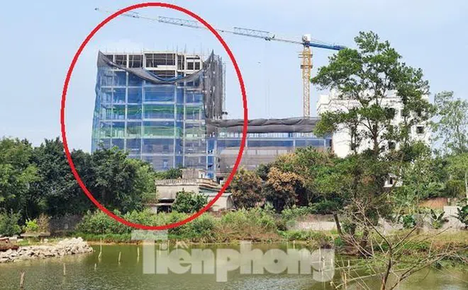 'Xin hợp thức' cao ốc 9 tầng xây trái phép trên Đồi Vua: Sở TNMT Hà Nội nói gì?