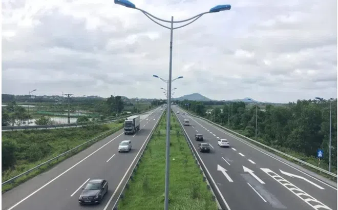 Trung Nam E&C xin nhận thầu 100km cao tốc Bắc – Nam: Cẩn trọng với hệ sinh thái nhiều nợ nần của công ty mẹ?