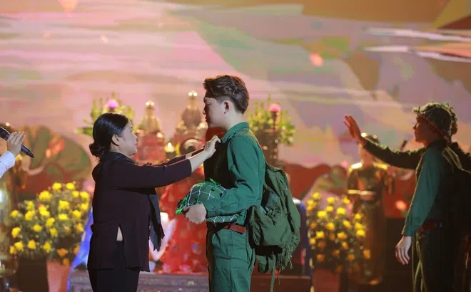 Bùi Tuấn Ngọc ra mắt MV Lạy Mẫu Anh Linh đầy ấn tượng