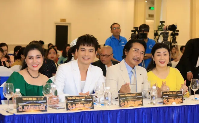 Lâm Hùng lo lắng khi ngồi 'ghế nóng' cuộc thi tìm kiếm tài năng âm nhạc "Tình Ca Việt Nam"