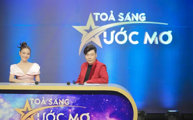 Thí sinh “Tỏa Sáng Ước Mơ” bắt trend hô tên của hoa hậu Nguyễn Thúc Thuỳ Tiên