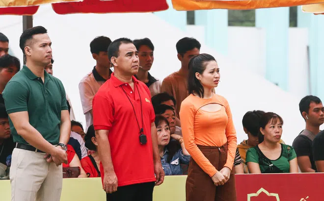 Mái ấm gia đình Việt: Lê Lộc cho rằng tình cảm “máu mủ ruột rà” dù không nói ba mẹ cũng sẽ hiểu