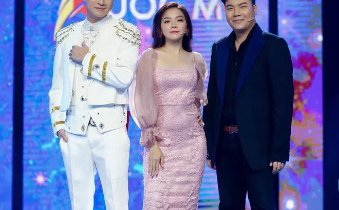 Sau Khánh Ngọc, Nhật Tinh Anh tiết lộ ca khúc “Vầng trăng khóc” giúp anh “cơm no áo ấm” tới bây giờ