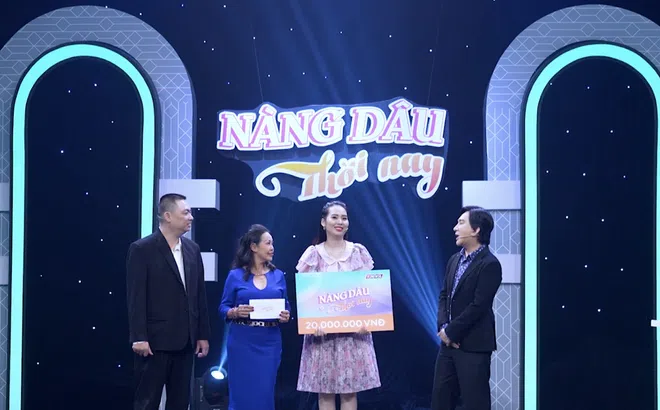 MC Kim Tử Long thử thách các cặp đôi mẹ chồng - nàng dâu hợp sức làm món ăn truyền thống ngày Tết