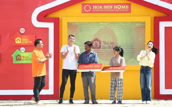 Mái ấm gia đình Việt: 32 nghệ sĩ Việt đồng lòng mang về hơn 1,5 tỷ đồng giúp các em nhỏ mồ côi sau đại dịch