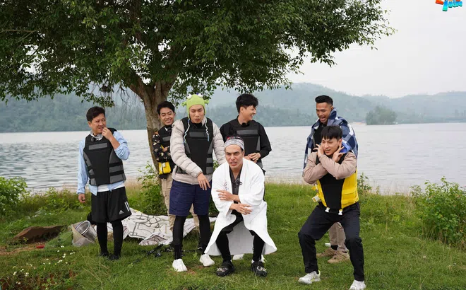 Isaac “hối hận” vì rủ Dương Lâm đi câu cá