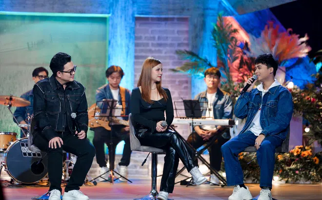 Nhạc sĩ Nguyễn Minh Cường “tan chảy” với những sáng tác của “Anh thanh niên” HuyR