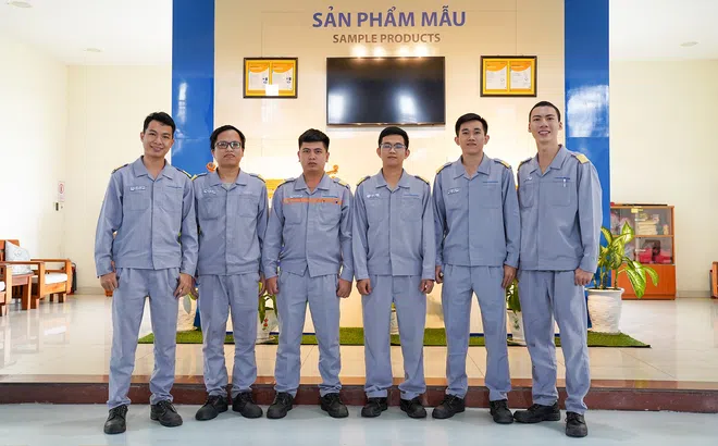 Nhà máy Nhíp ô tô nghiên cứu cải tiến thành công hệ thống gia công tự động lá nhíp cán côn