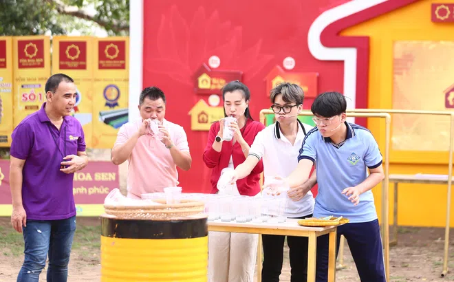 Lê Minh, Hoàng Oanh hợp sức đem về tổng giải thưởng 105 triệu đồng cho các em nhỏ mồ côi