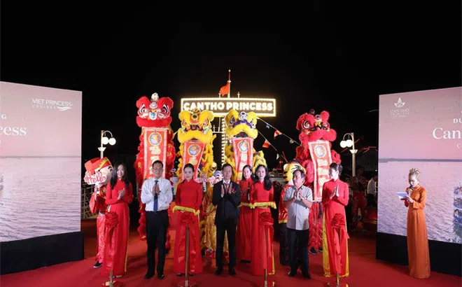Khai trương du thuyền nhà hàng Can Tho Princess