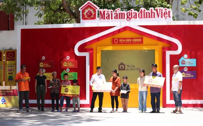 Diễn viên Đàm Hằng: “Tôi làm mẹ đơn thân nhưng không để con thiếu thốn tình cảm”