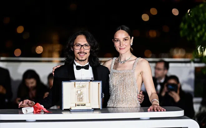 Phạm Thiên Ân và hành trình từ “Hãy tỉnh thức” đến “Vỏ kén vàng”