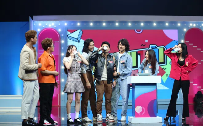 Tranh Tài Đoán Ý: Trần Phong, Oanh Kiều và Quang Sơn lội ngược dòng xuất sắc ôm trọn 32 triệu đồng từ chương trình