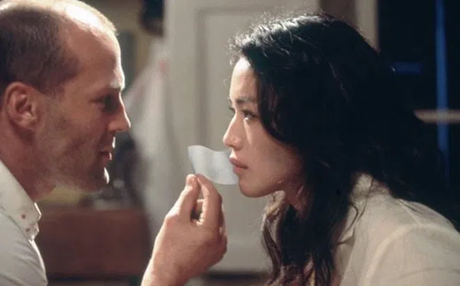 Các Bóng Hồng Sánh Đôi Cùng Jason Statham Khuynh Đảo Màn Ảnh Hollywood