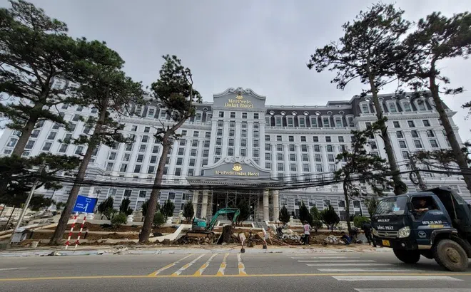 Lâm Đồng: Khách sạn Merperle Dalat Hotel xây 'lố' gần 4.500 m2